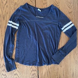 Light Victoria’s Secret long sleeve